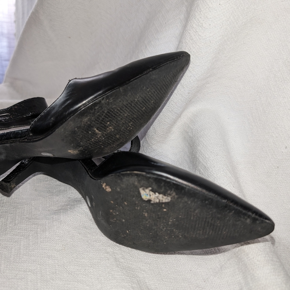 Black Heels - Picture 3 of 3